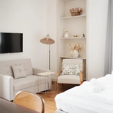 Stara Sola Kaval Hotel