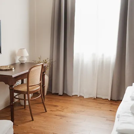 Stara Sola Kaval Hotel 4*