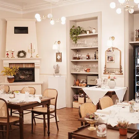 Stara Sola Kaval Hotel 4*