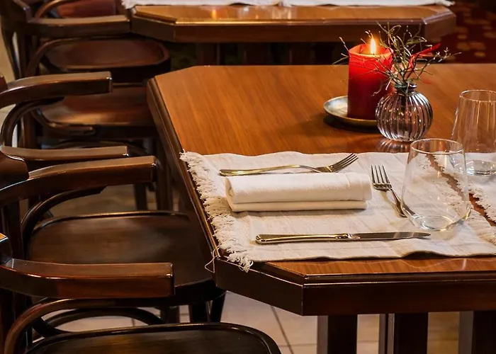 Stara Sola Kaval Hotel 4*